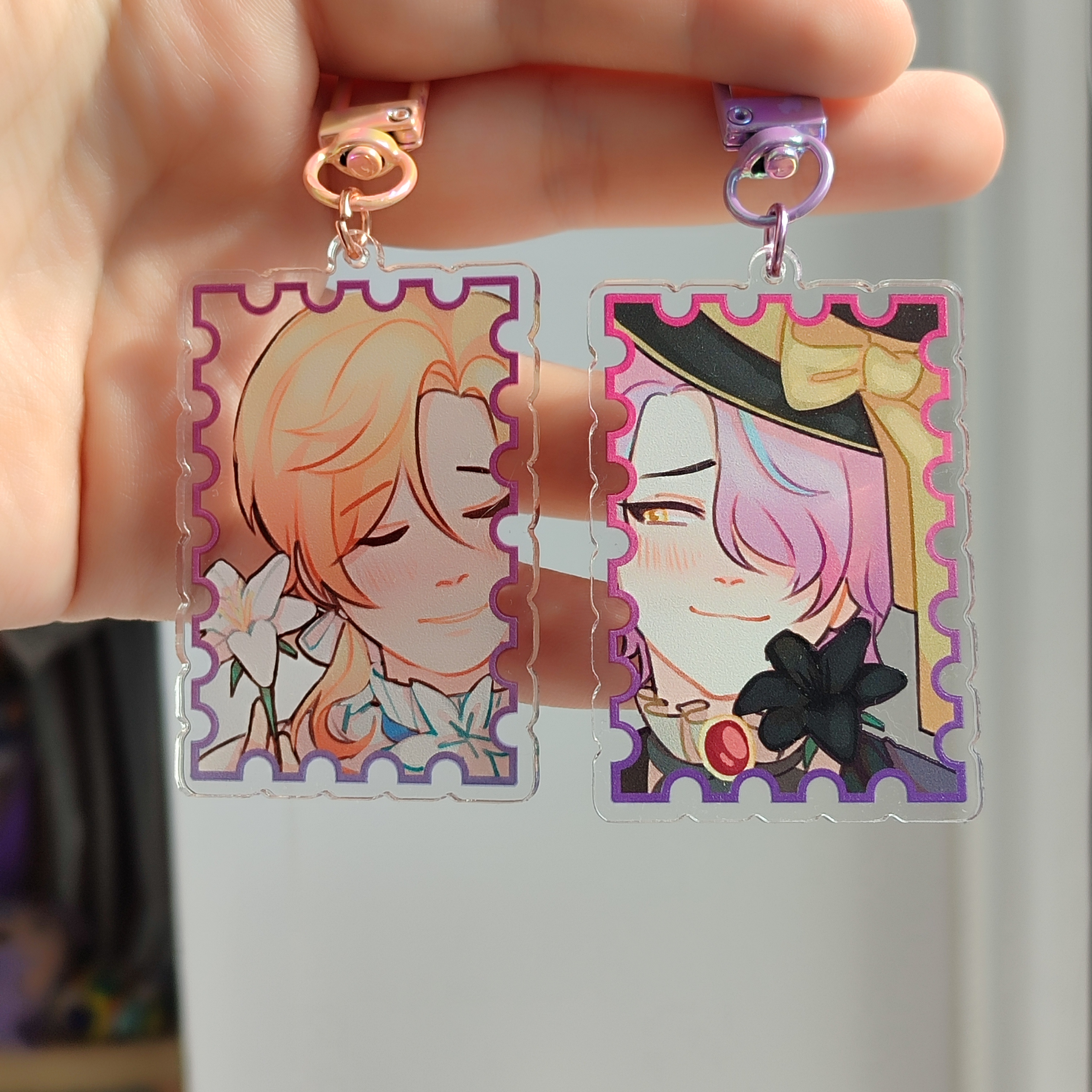 Акриловый брелок