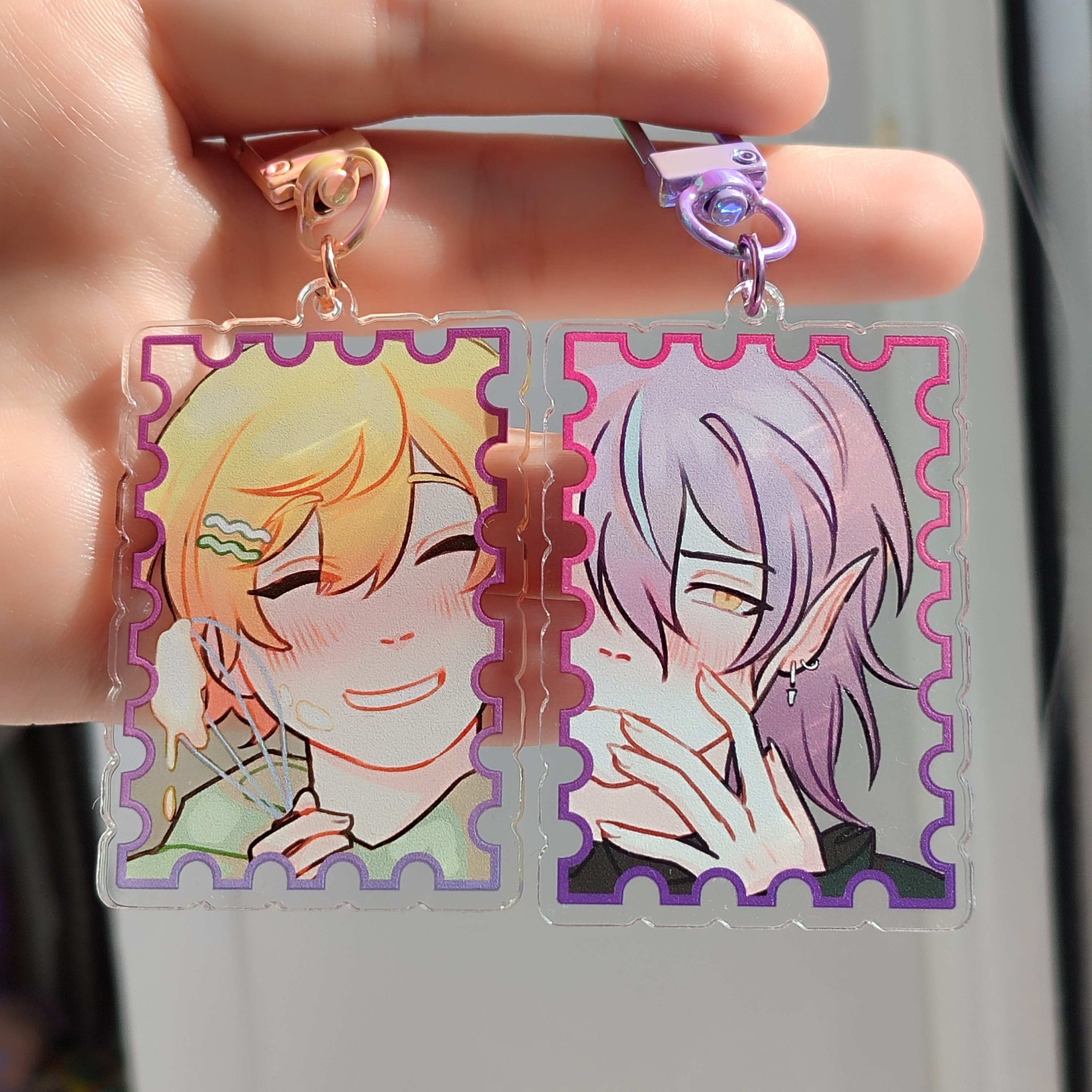 Акриловый брелок