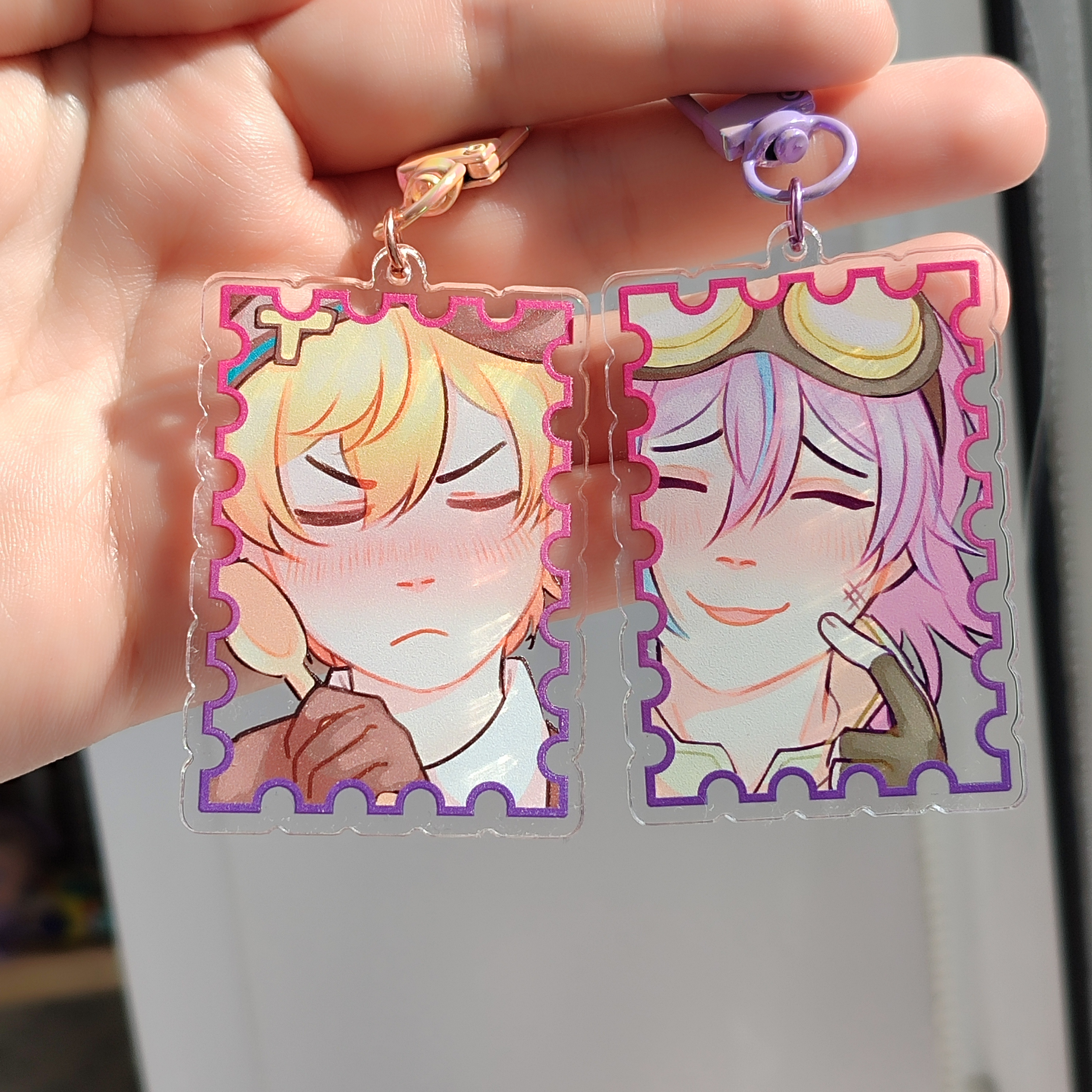 Акриловый брелок